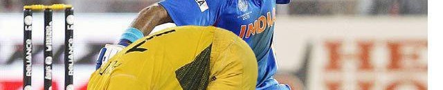 Best Picture of the India VS Aus Match: Yuvraj Smacks Brett Lee