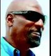 Viv Richards Defends Gautam Gambhirs Decision for Playing Play-off match for KKR
