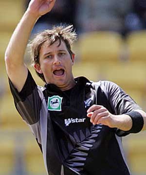 Profile and Pictures of Shane Bond