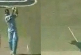 Highlight video of Sourav Ganguly batting Right handed against South Africa in 2000-01 series
