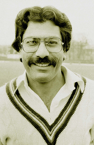 List of Zaheer Abbas Highest Scores/Centuries [Cricket ... - 326 x 500 jpeg 115kB