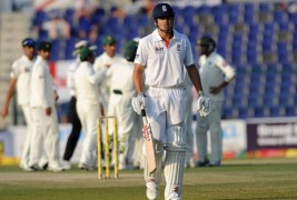 Pakistan vs England 2nd Test day 2 summary at Dubai (DSC), Jan 25-29, 2012