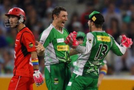 Big Bash League, Melbourne Stars v Melbourne Renegades match summary played at Melbourne, Jan 7, 2012