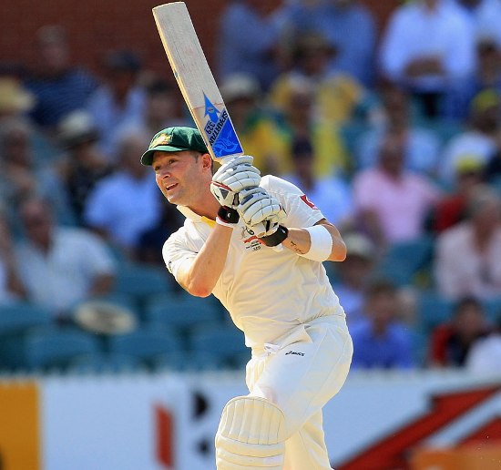 Michael Clarke hit his 5th test hundred