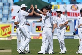 Pictures of England Versus Pakistan 3rd test match