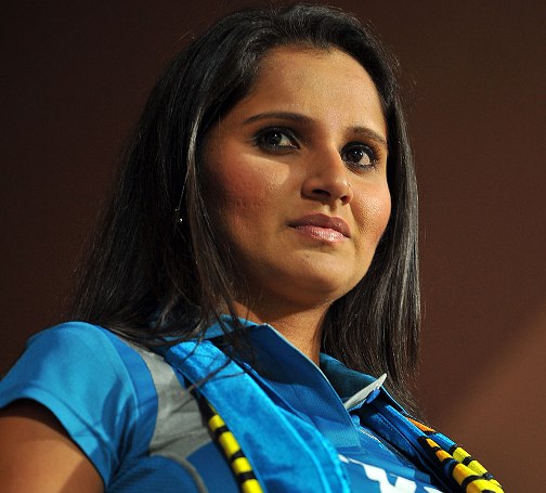 Sania Mirza Pune Warriors supporter at the ground  cricinfo com