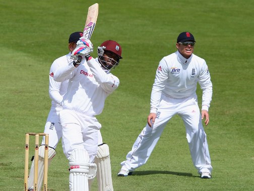 Darren Bravo drives through the on side