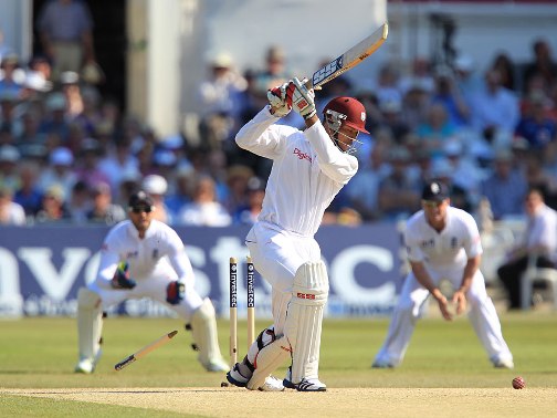 Kieran Powell drives for four
