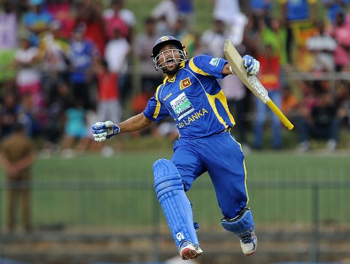 Tillakaratne Dilshan celebrates his 13th ODI hundred