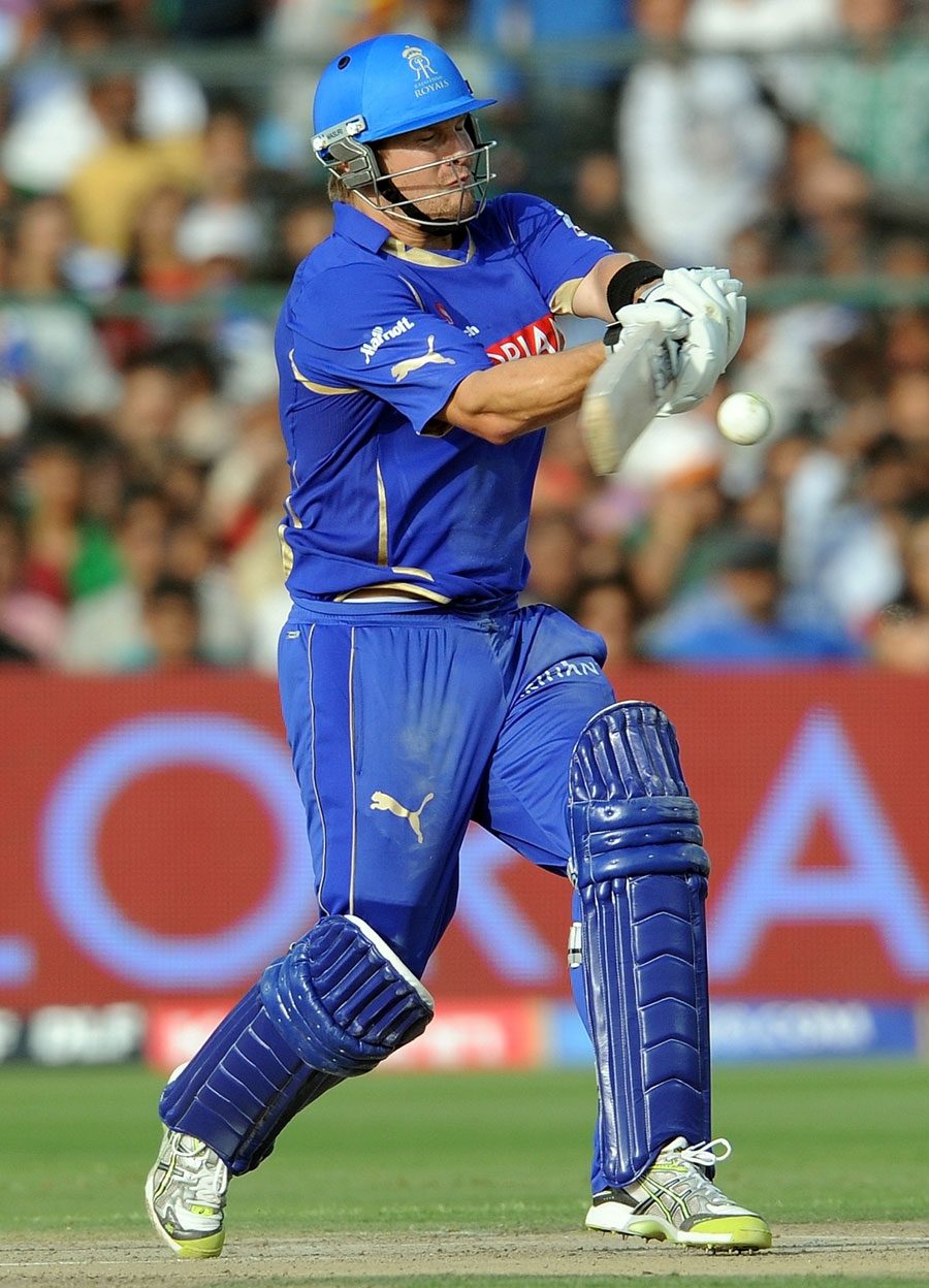 Still photos from IPL 4 12th match played between Kolkatta Knight ...