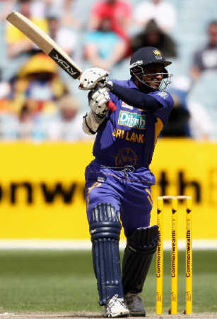 Sanath Jayasuriya slammed 5 sixes in his fastest half century